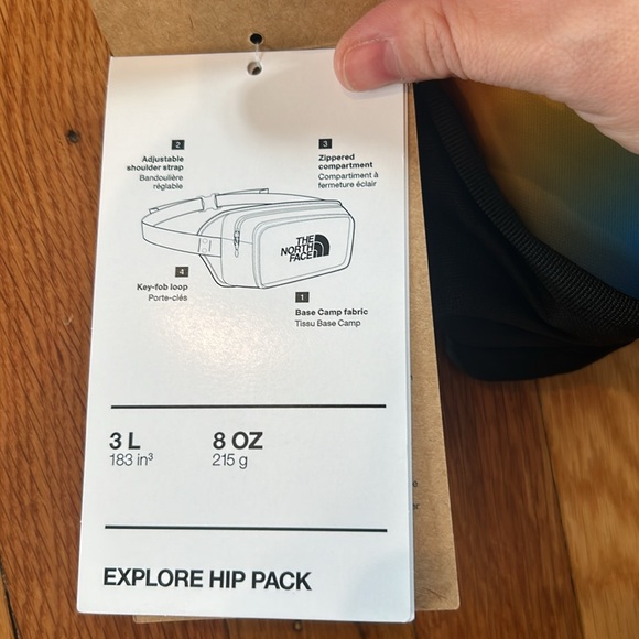 The North Face Explore hip pack NWT - Picture 2 of 3